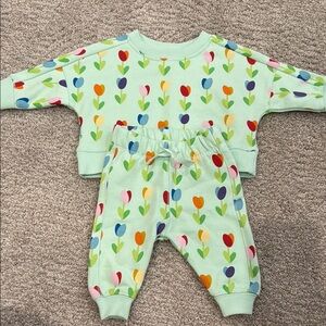 Monica and Andy baby girl sweatsuit 0-3 mo Colorful Tulip Print Baby Outfit
